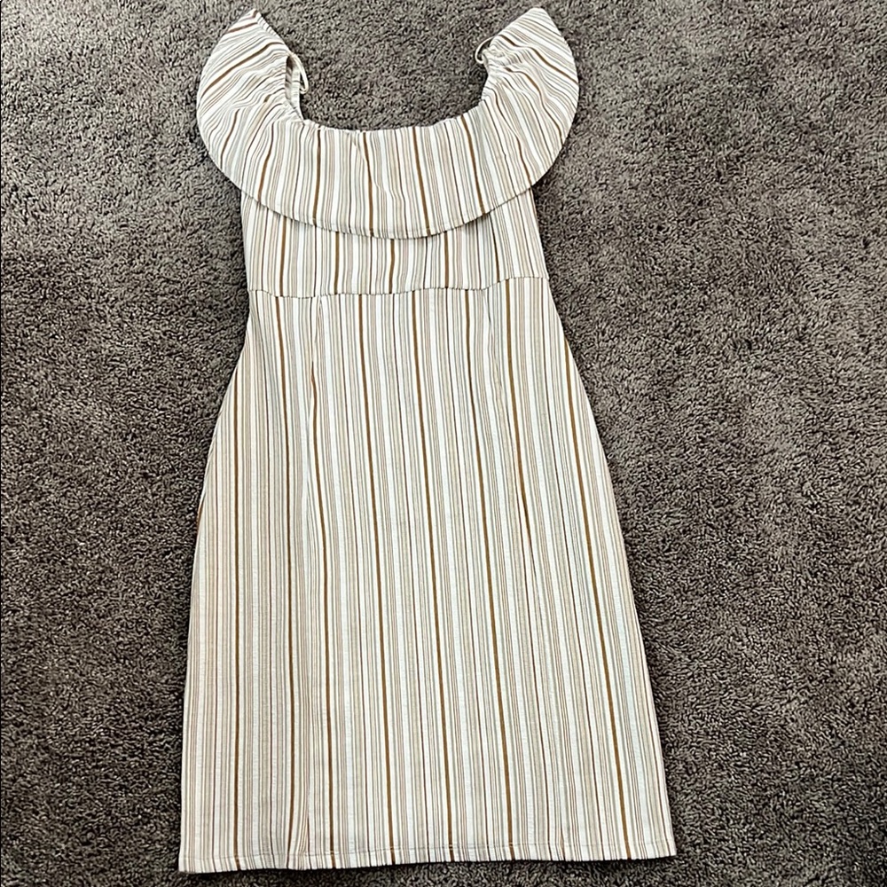 NWOT ZARA Striped White/Cream/Tan dress